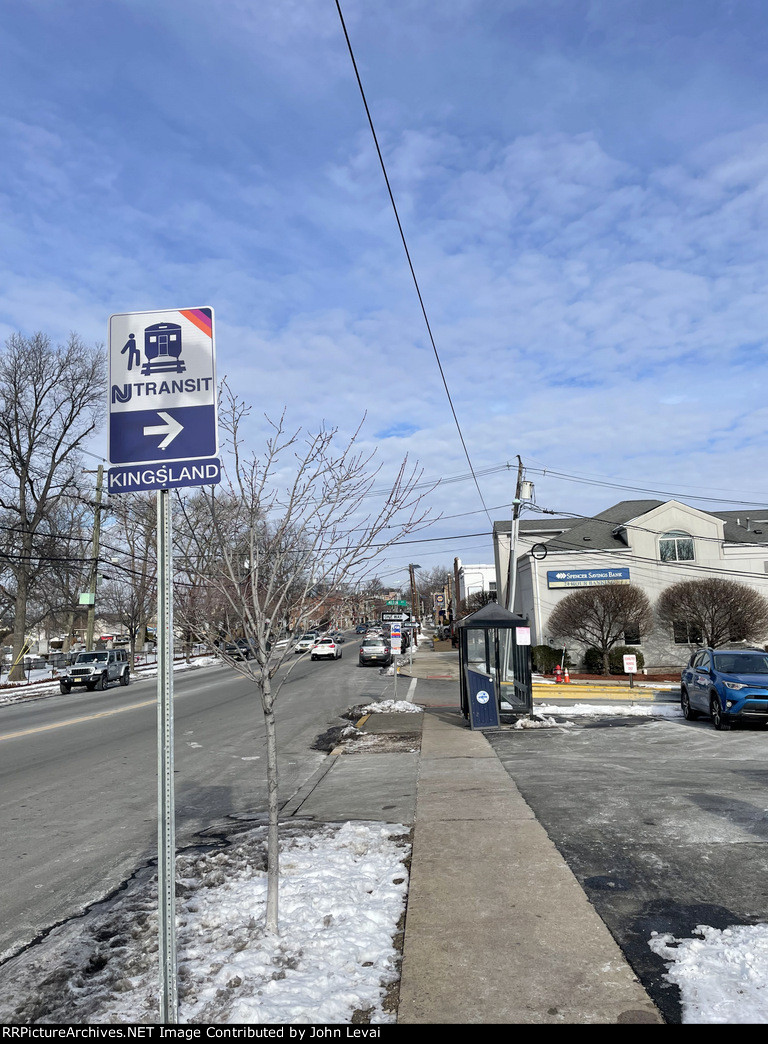 NJT Kingsland Station sign along Ridge Road 